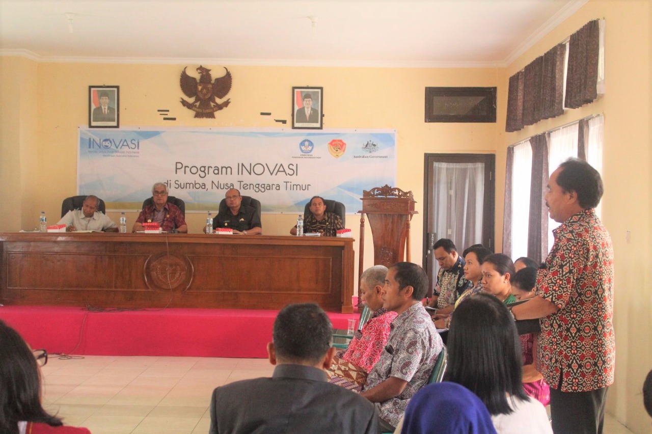 Bupati dan Wakil Bupati Sumba Tengah, NTT terlibat aktif dalam diskusi Konsultasi Publik hasil Analisis APBD Fungsi Pendidikan Sumba Tengah yang diselenggarakan di Aula Kantor Bupati Sumba Tengah. (Ist)